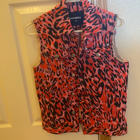 Dsquared Leopard Print Vest - Picture 1 of 3